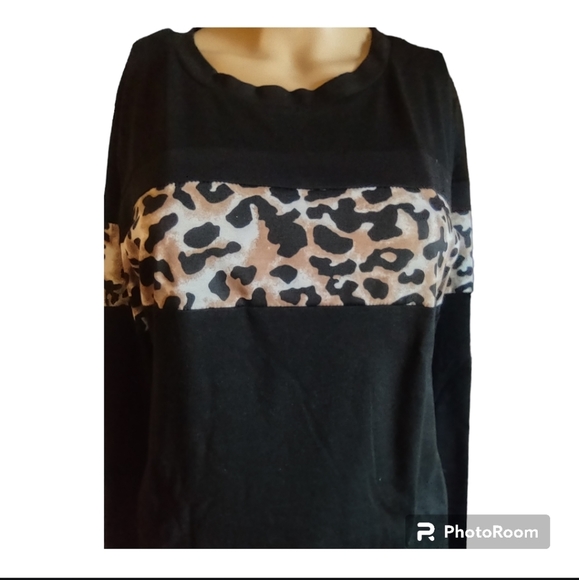 "NEW" Long Sleeve Black Top with Leopard Print Size Small & Large - Picture 4 of 6